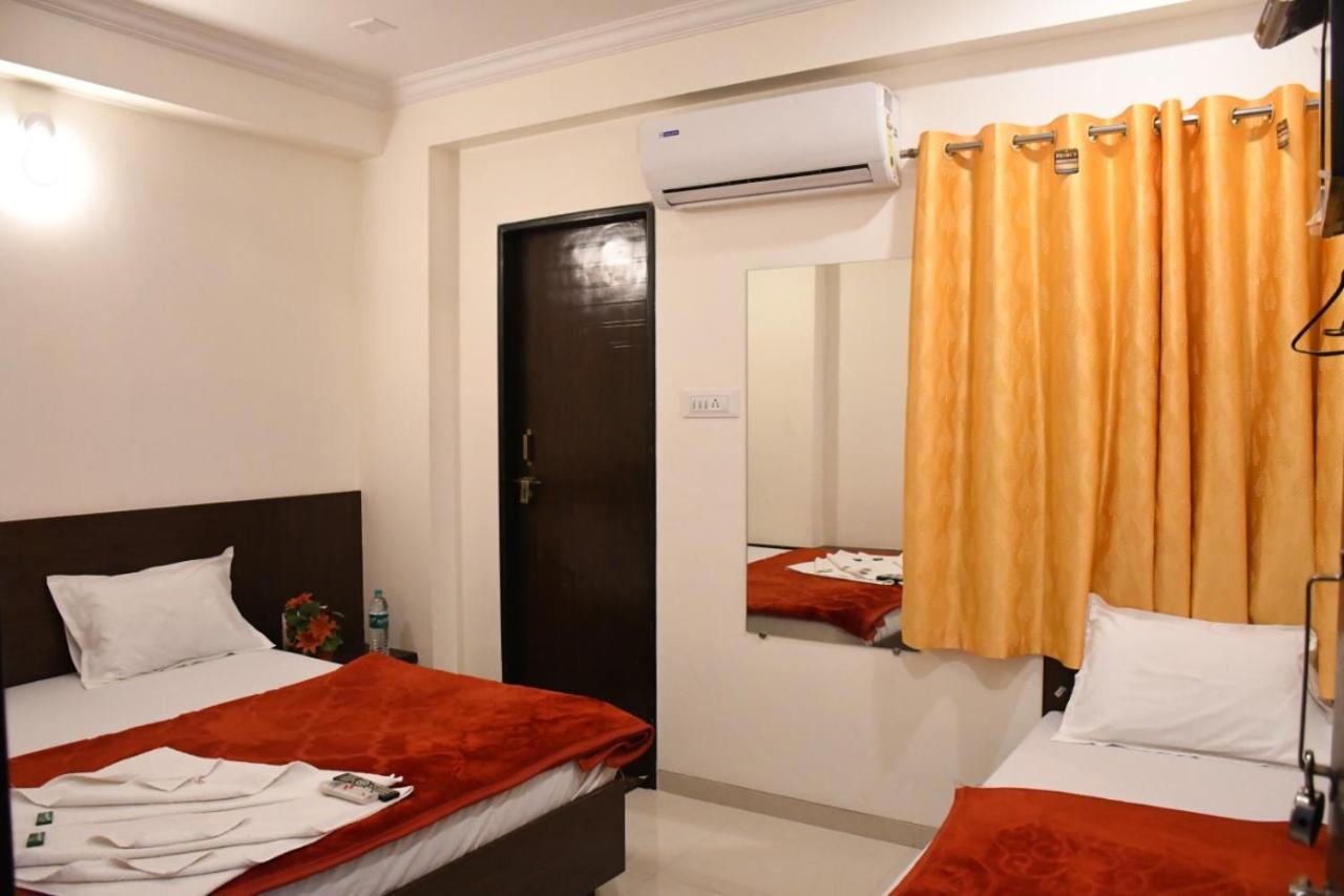 Hotel Sai Shatabdi เชอร์ดี ภายนอก รูปภาพ