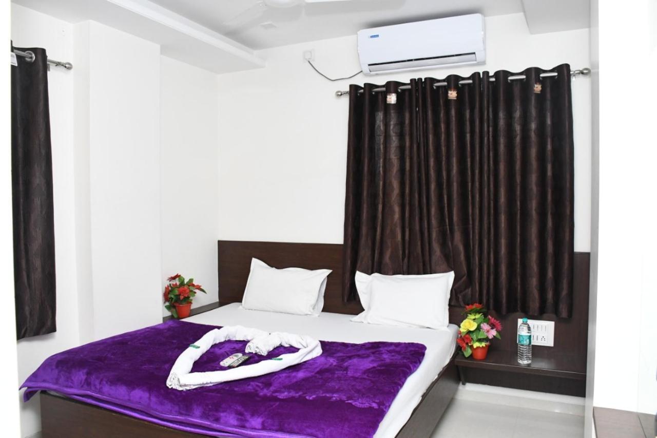 Hotel Sai Shatabdi เชอร์ดี ภายนอก รูปภาพ
