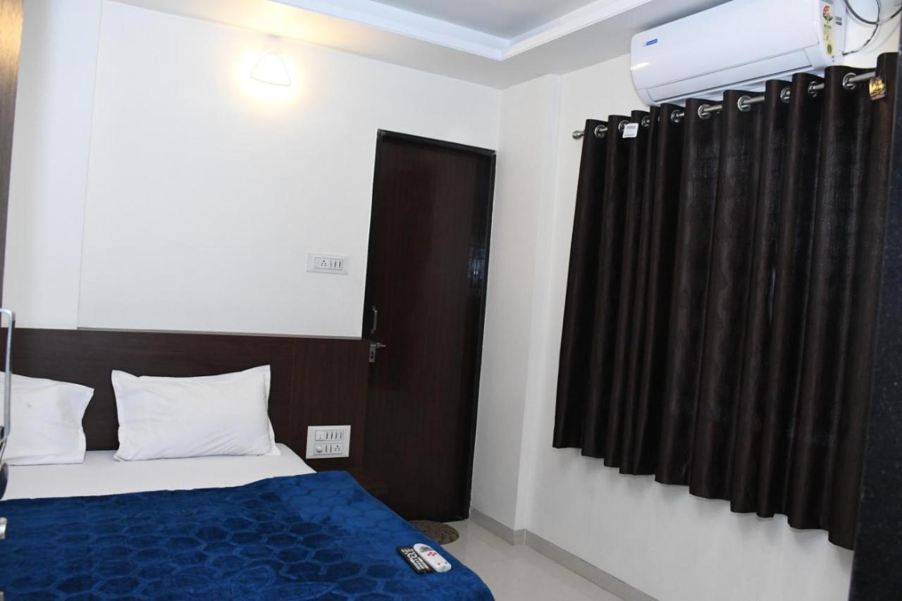 Hotel Sai Shatabdi เชอร์ดี ภายนอก รูปภาพ